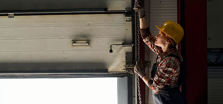 Addressing Common Garage Door Stoppage Issues in North Highlands, CA